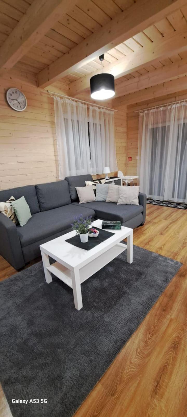 Sloneczne Wzgorze Apartment Lubrza  Ngoại thất bức ảnh